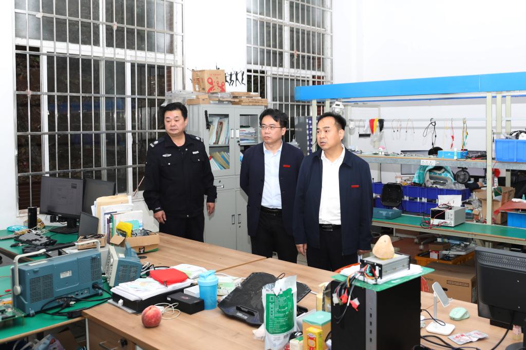 2025年新澳门原料网站