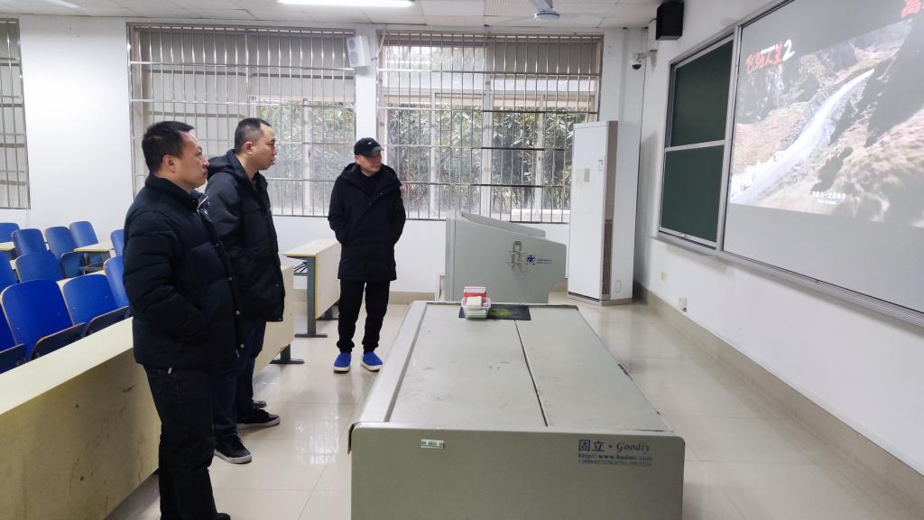 2025年新澳门原料网站