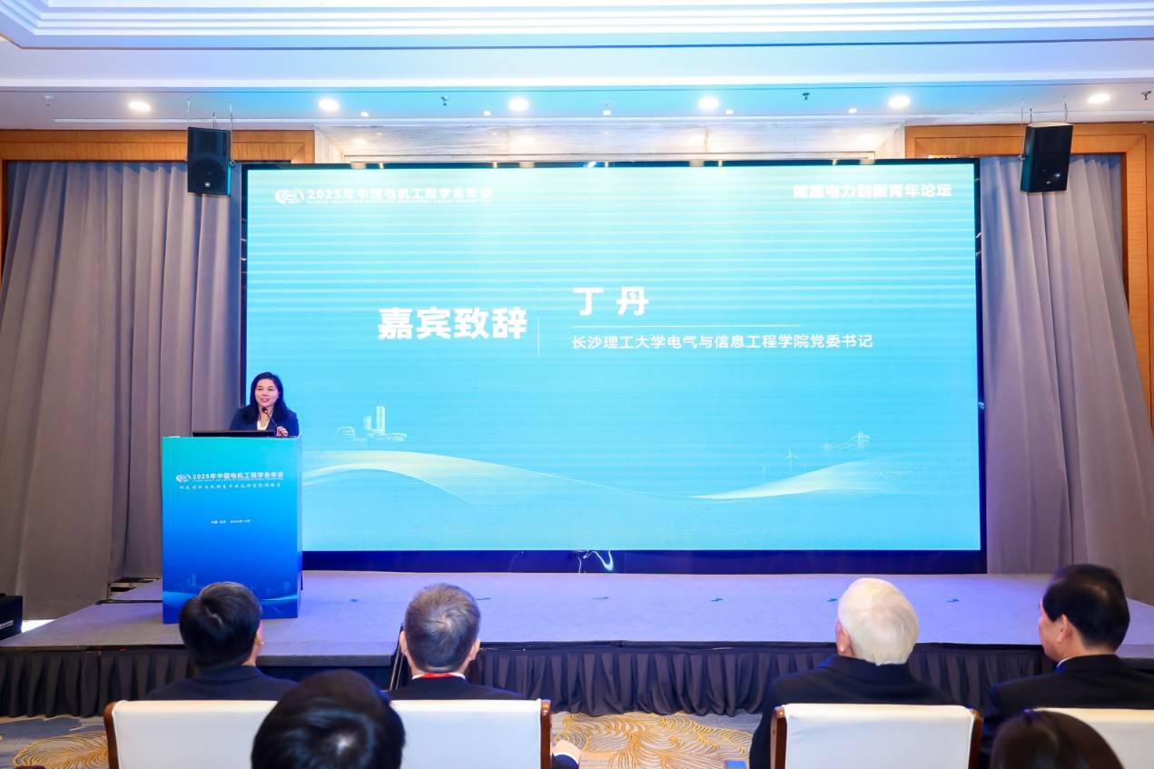 2025年新澳门原料网站