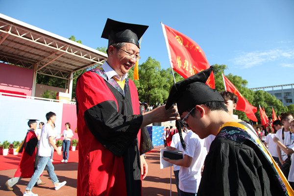 2025年新澳门原料网站