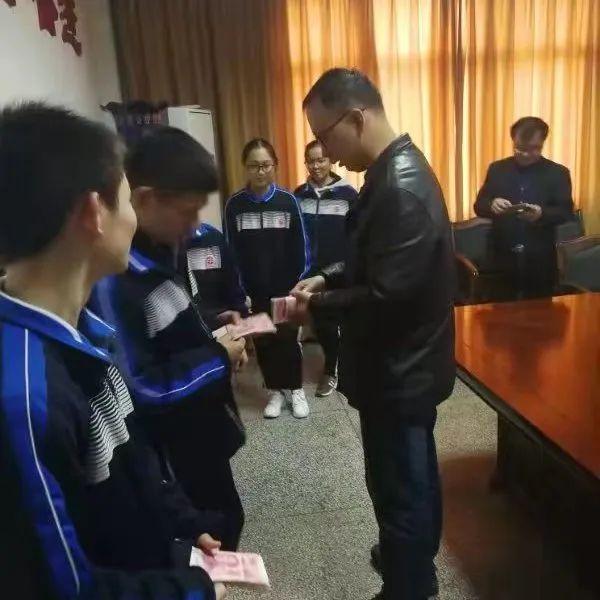 2025年新澳门原料网站