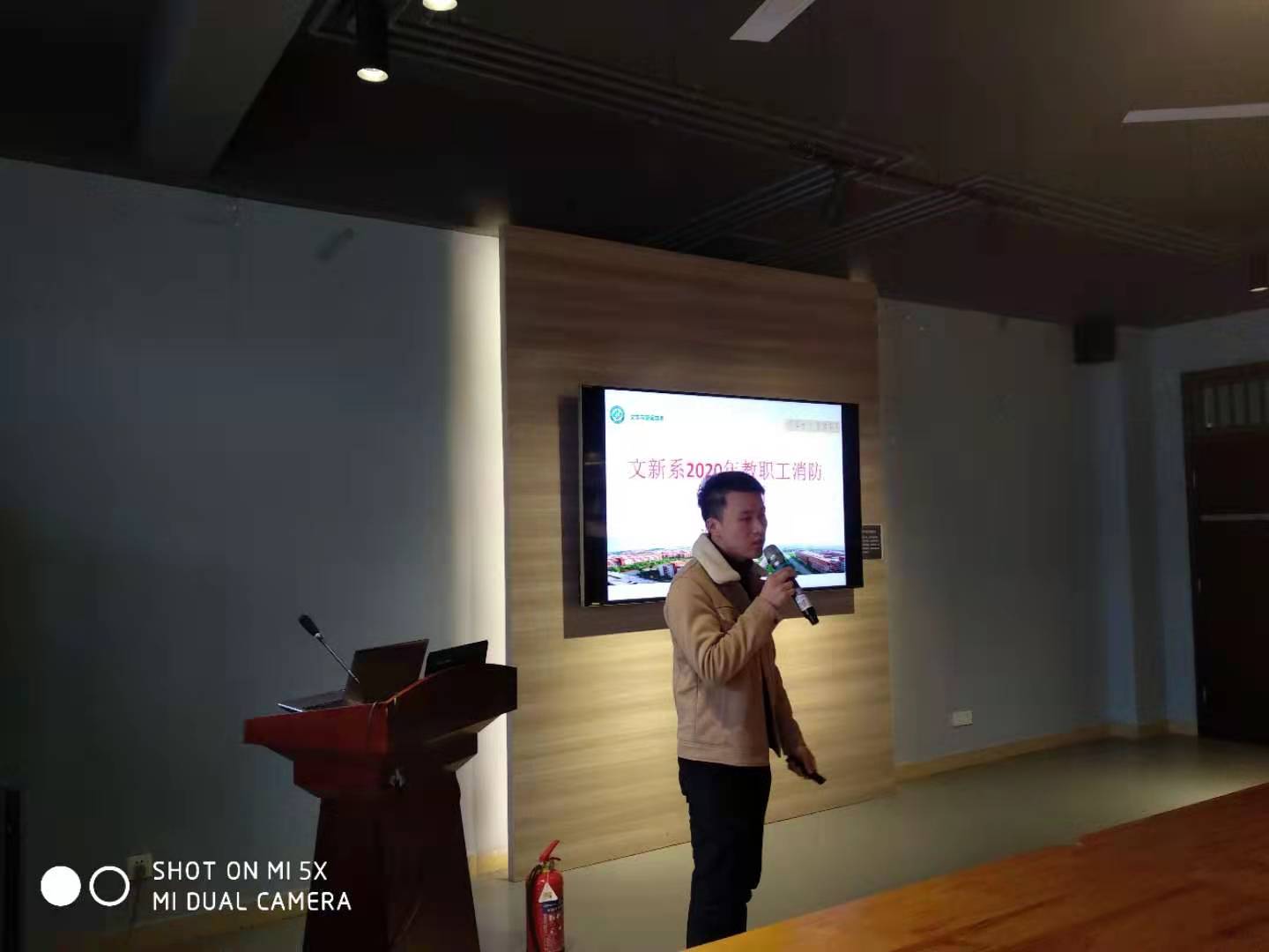 2025年新澳门原料网站