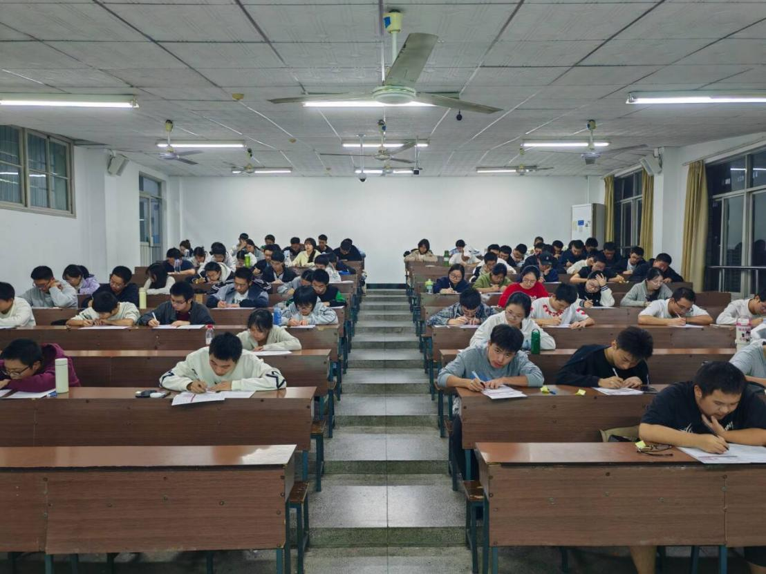 2025年新澳门原料网站