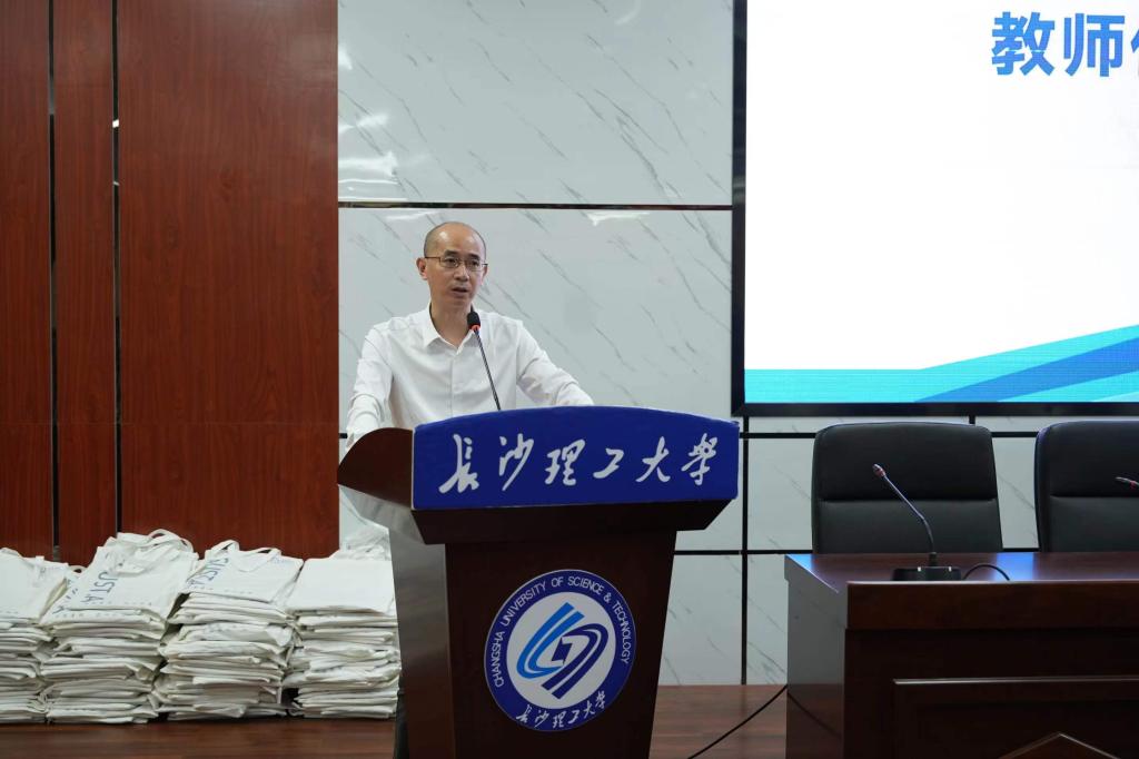 2025年新澳门原料网站