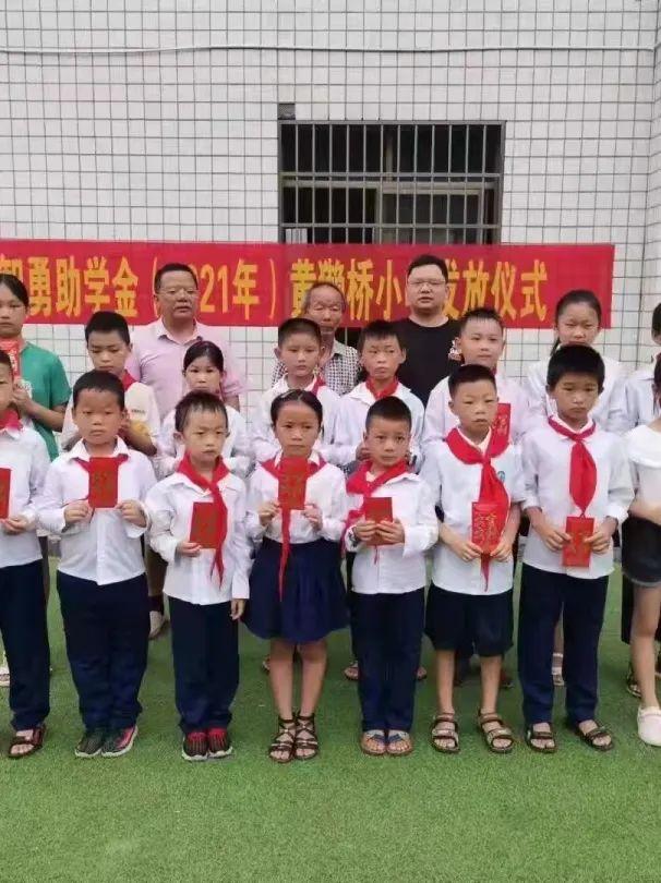 2025年新澳门原料网站