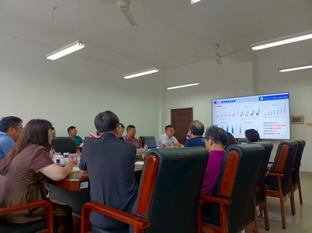 2025年新澳门原料网站