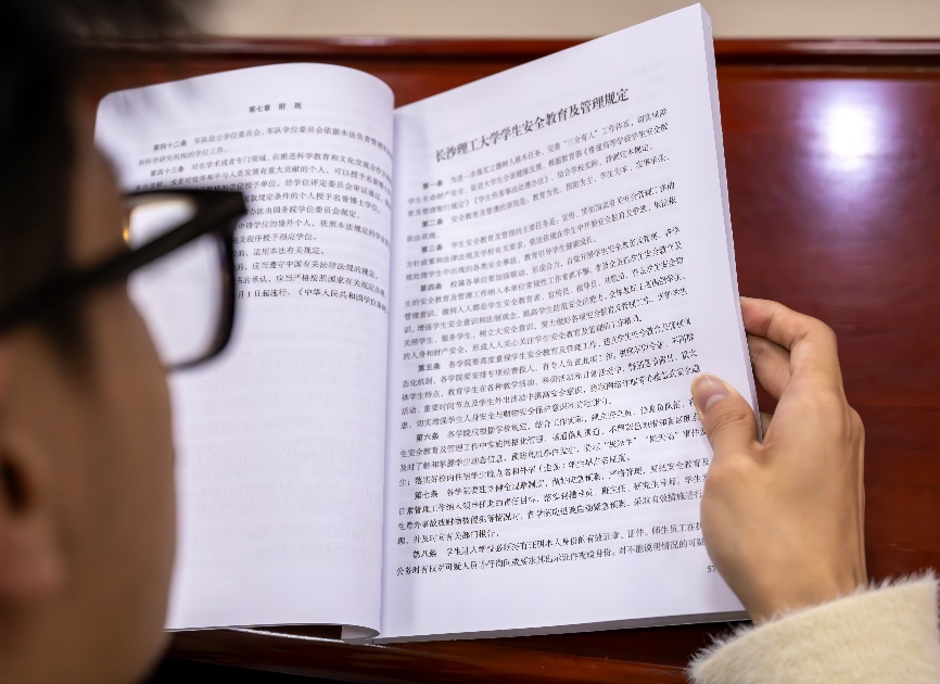 2025年新澳门原料网站