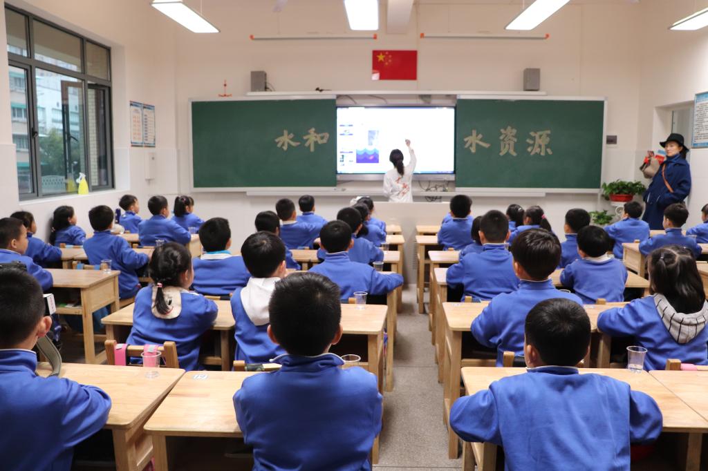 2025年新澳门原料网站