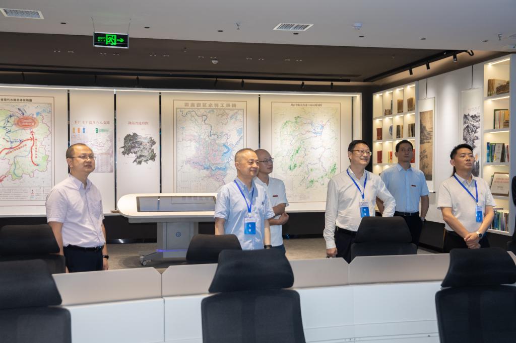2025年新澳门原料网站