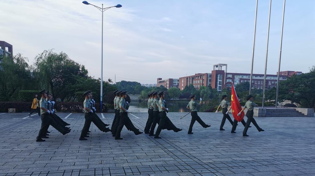 2025年新澳门原料网站