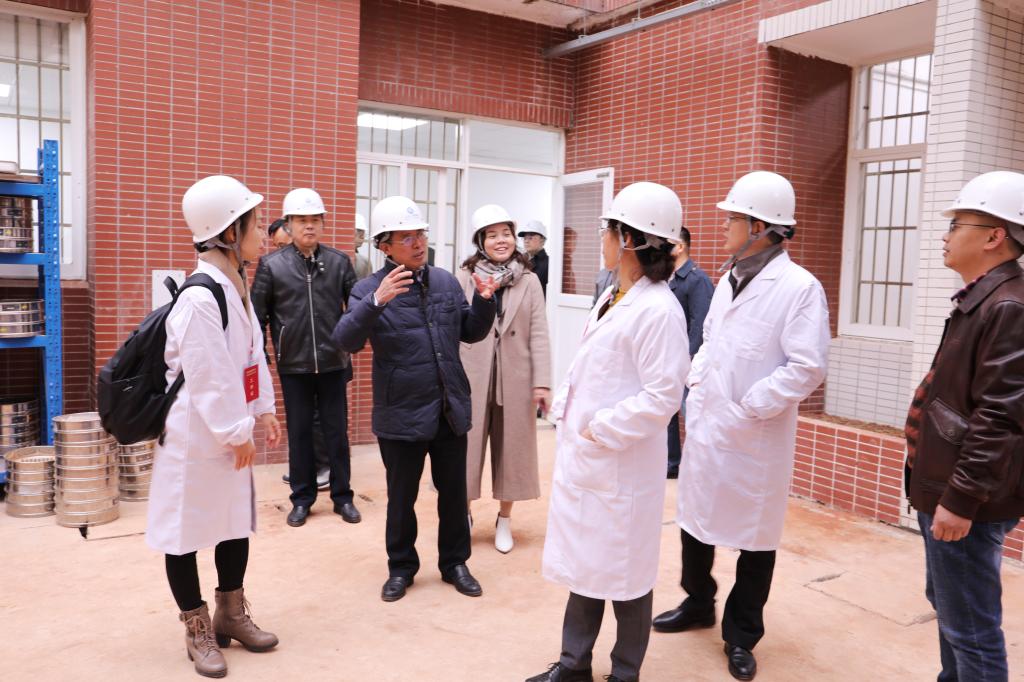 2025年新澳门原料网站