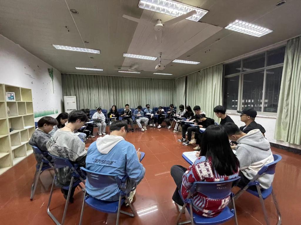 2025年新澳门原料网站