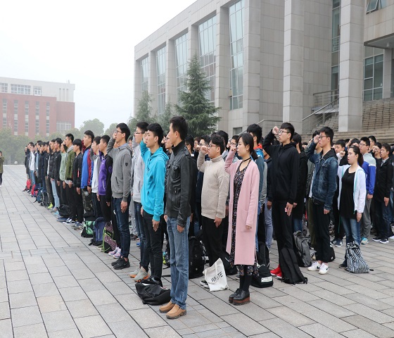 2025年新澳门原料网站