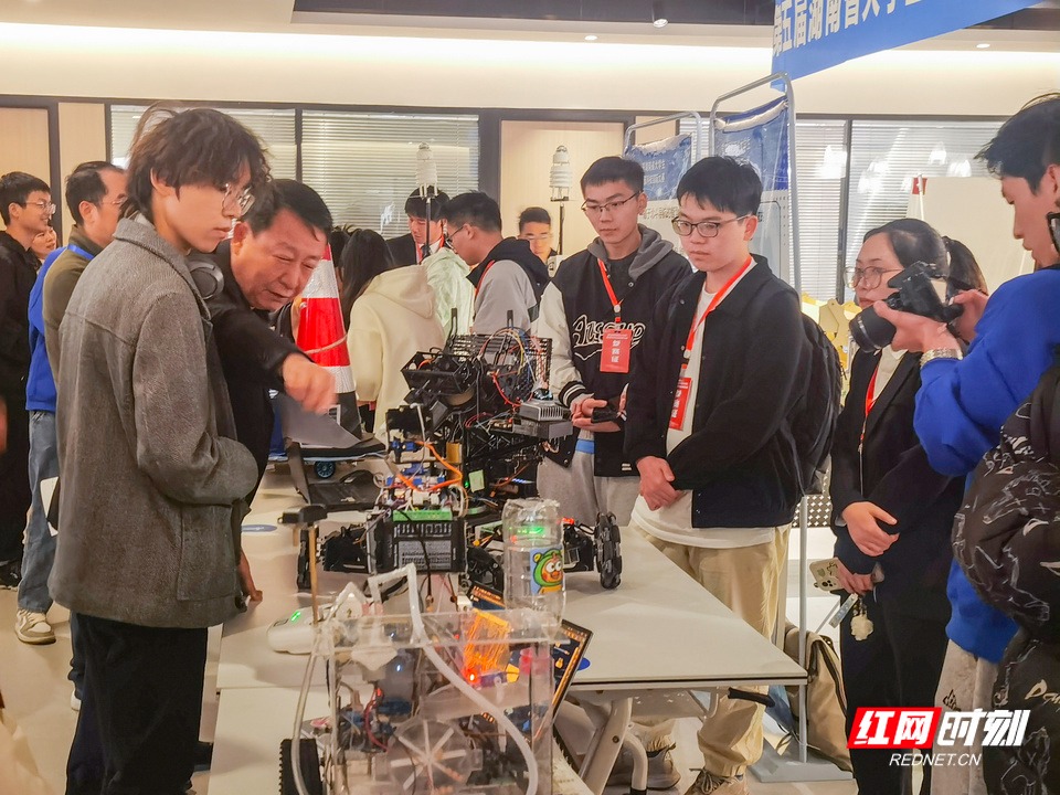 2025年新澳门原料网站