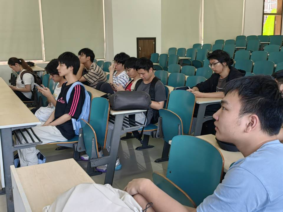 2025年新澳门原料网站