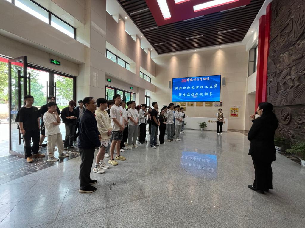 2025年新澳门原料网站