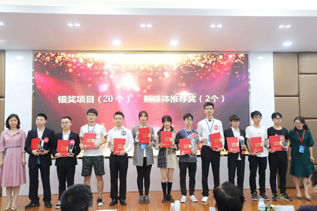 2025年新澳门原料网站