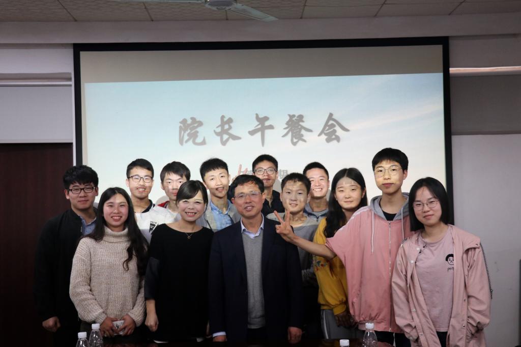 2025年新澳门原料网站