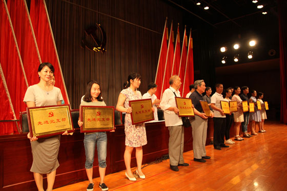 2025年新澳门原料网站